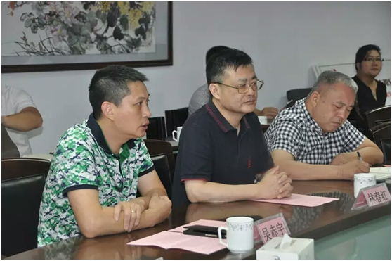 中山市家具商會(huì)會(huì)長(zhǎng)吳赤宇發(fā)表講話 中山市家具商會(huì)會(huì)長(zhǎng)吳赤宇發(fā)表講話