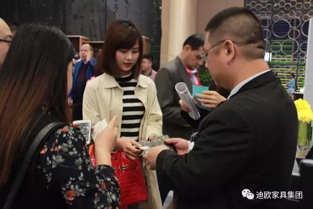 迪歐家具國際范的展館形象 迪歐家具國際范的展館形象