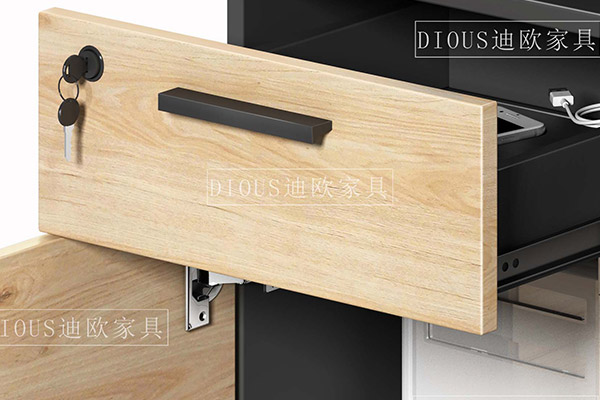 迪歐新現(xiàn)代簡(jiǎn)約辦公室經(jīng)理主管辦公桌 迪歐新現(xiàn)代簡(jiǎn)約辦公室經(jīng)理主管辦公桌