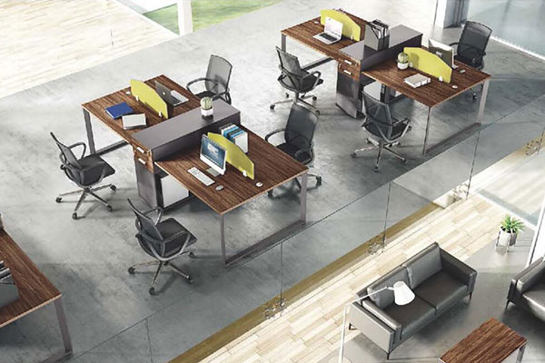 馬賽 - 屏風卡位 馬賽 - 屏風卡位