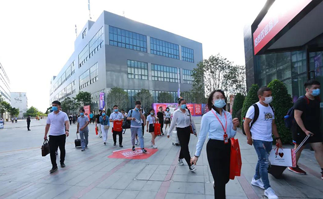 迪歐家具集團品牌院內 迪歐家具集團品牌院內