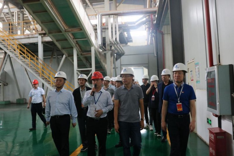 迪歐家具集團有限公司董事長黃壽金一行