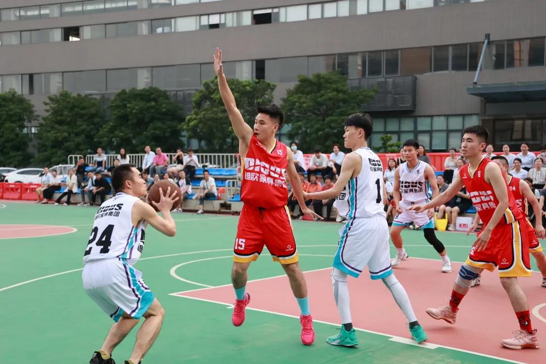 男子組籃球隊(duì)決賽