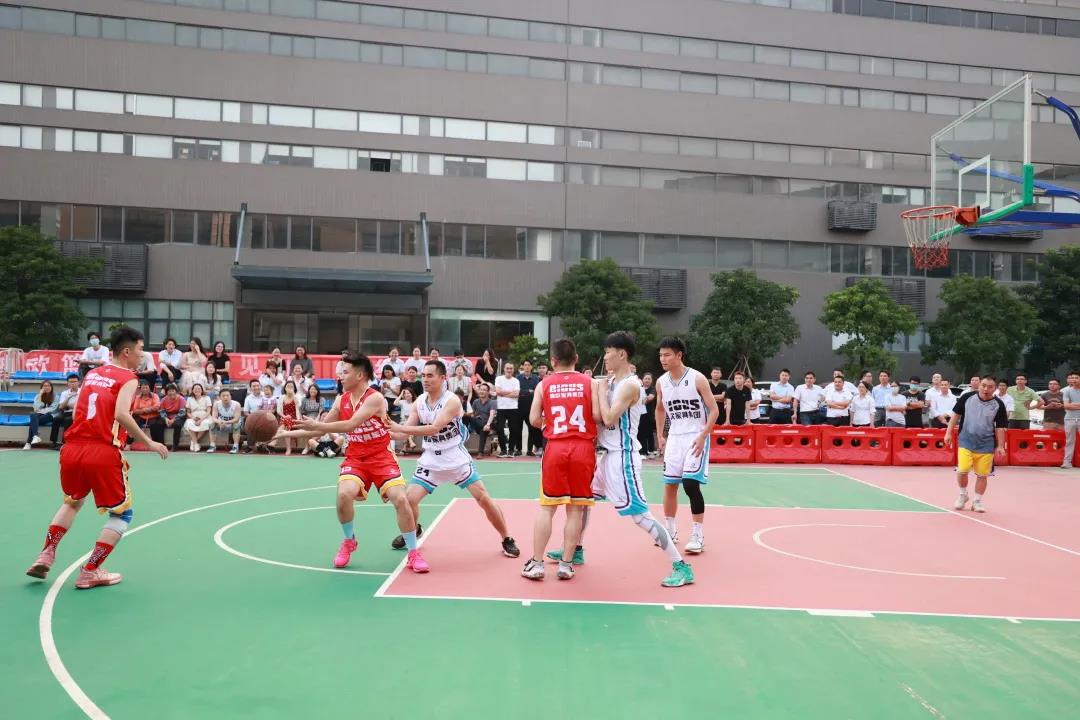 男子組籃球隊(duì)決賽