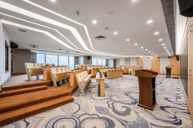 迪歐商用家具-報(bào)告廳家具