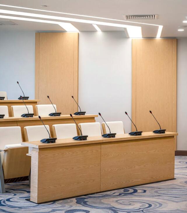 迪歐商用家具-報(bào)告廳家具