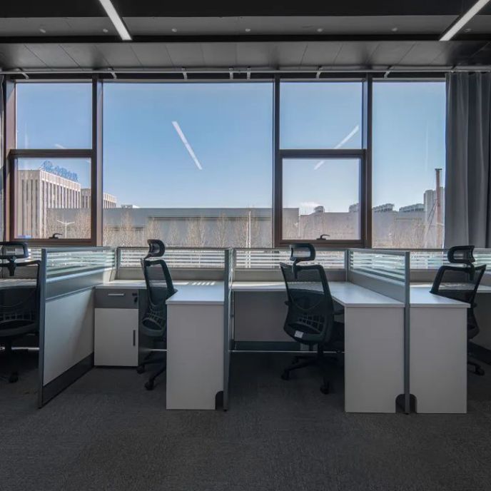 職員辦公區(qū)域 職員辦公區(qū)域